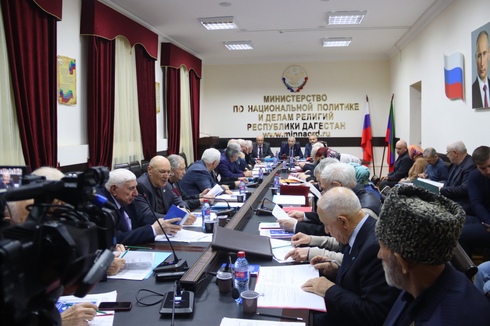 В Республике Дагестан прошло заседание Совета старейшин при Главе РД